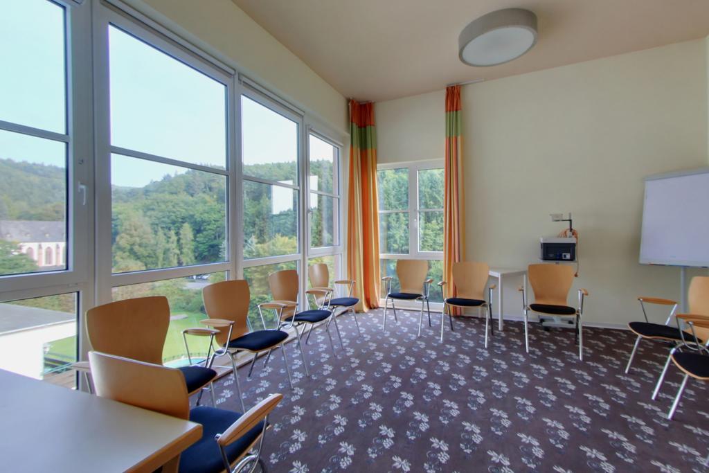 Akzent Waldhotel Rheingau Geisenheim Buitenkant foto