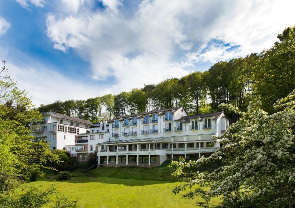 Akzent Waldhotel Rheingau Geisenheim Buitenkant foto